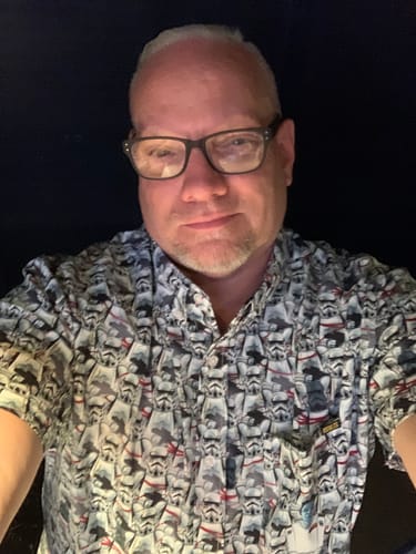 Customer photo review of Star Wars™ "Thrawn's Pawns" – KUNUFLEX Short Sleeve Shirt