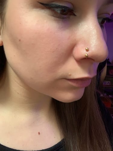Customer photo review of Piercing Julia