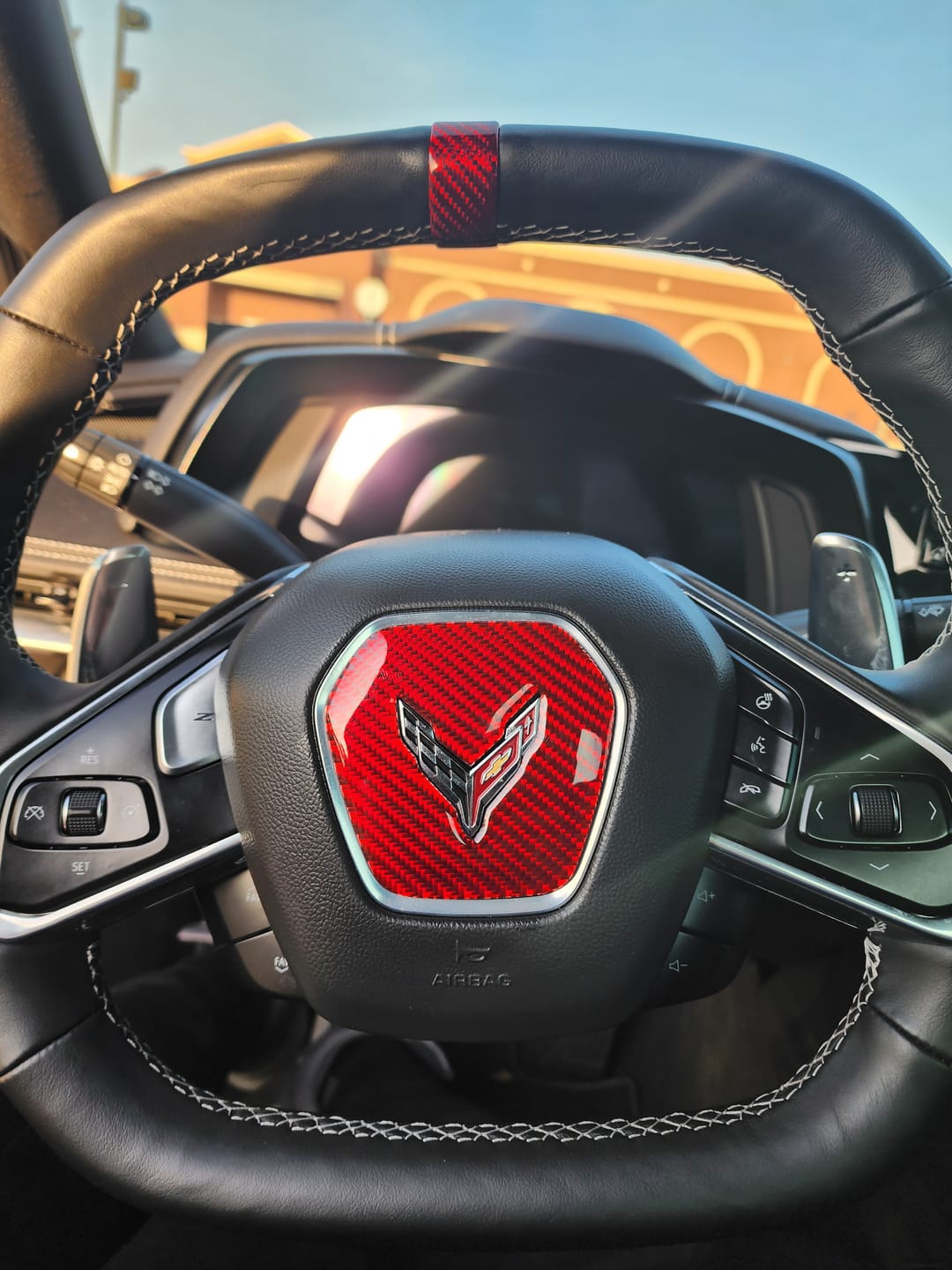 Customer photo review of C8 2020+ Chevy Corvette Steering Wheel Airbag Center Carbon Fiber Cover