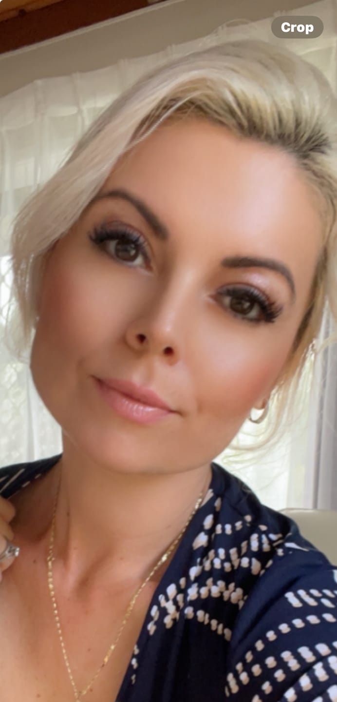Customer photo review of Infinaluxe Lash Applicator and Lash Brush