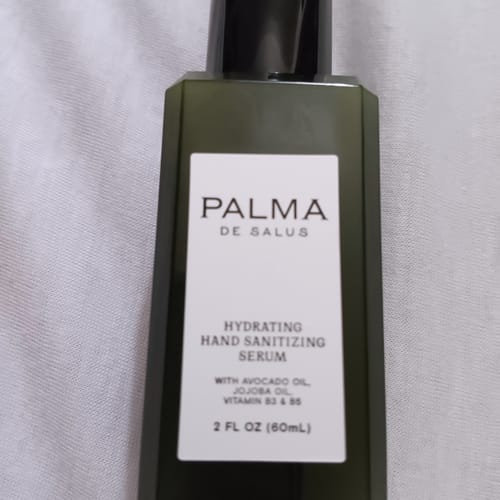Customer photo review of Hydrating Hand Sanitizing Serum - Travel Size (2oz)