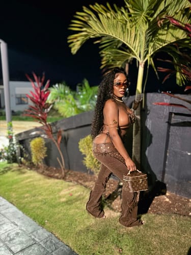 Customer photo review of BUTTERFLY BIKINI SET (BROWN DENIM)