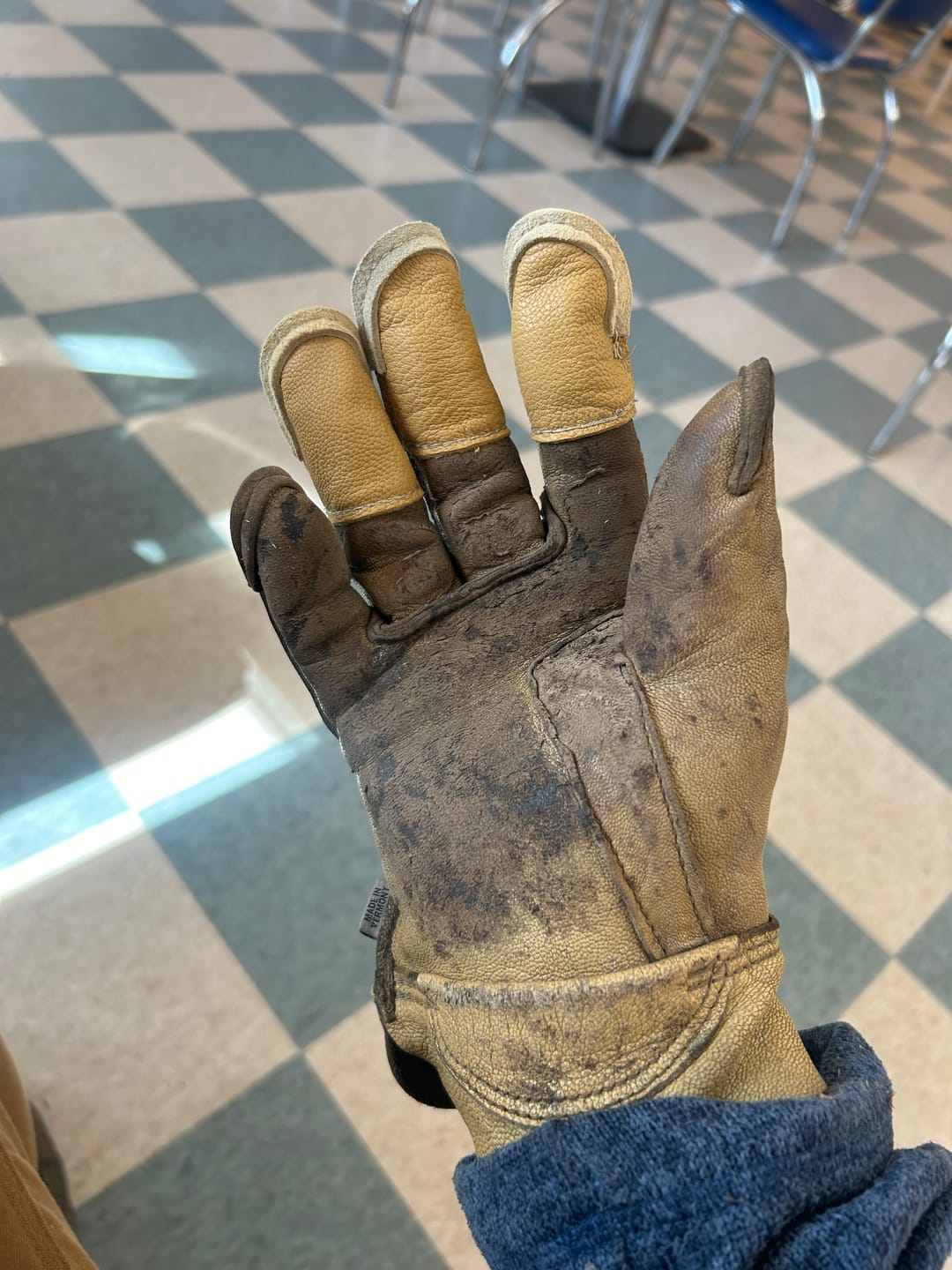 Customer photo review of Glove Repair