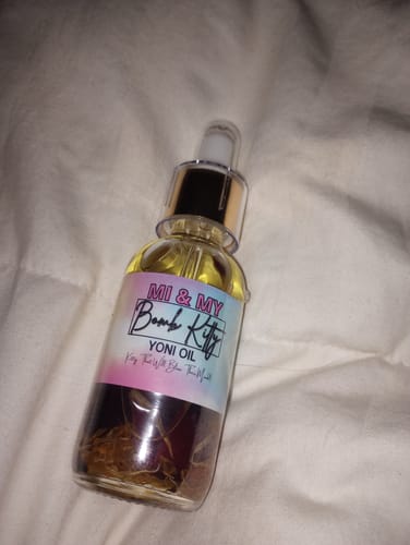 Customer photo review of Bomb Kitty Yoni Oil