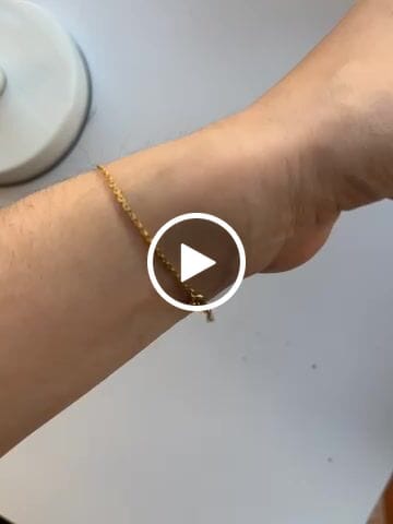Customer video review of Pulsera Inicial