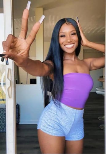 Customer photo review of Silky Straight 360 Lace Front Wig High Quality Human Hair Wigs 180% Density Wigs