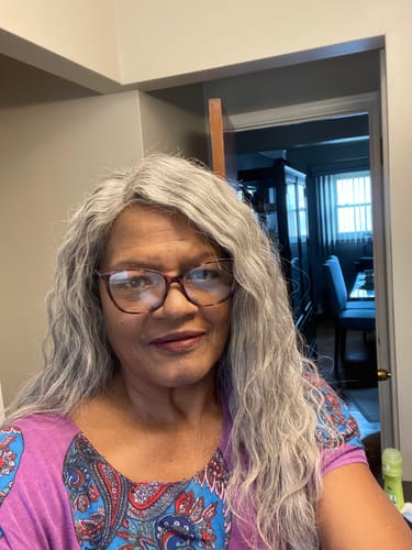 Customer photo review of Luvwin Salt & Pepper Gray Beginner Friendly Glueless Straight Wig 100% Human Hair