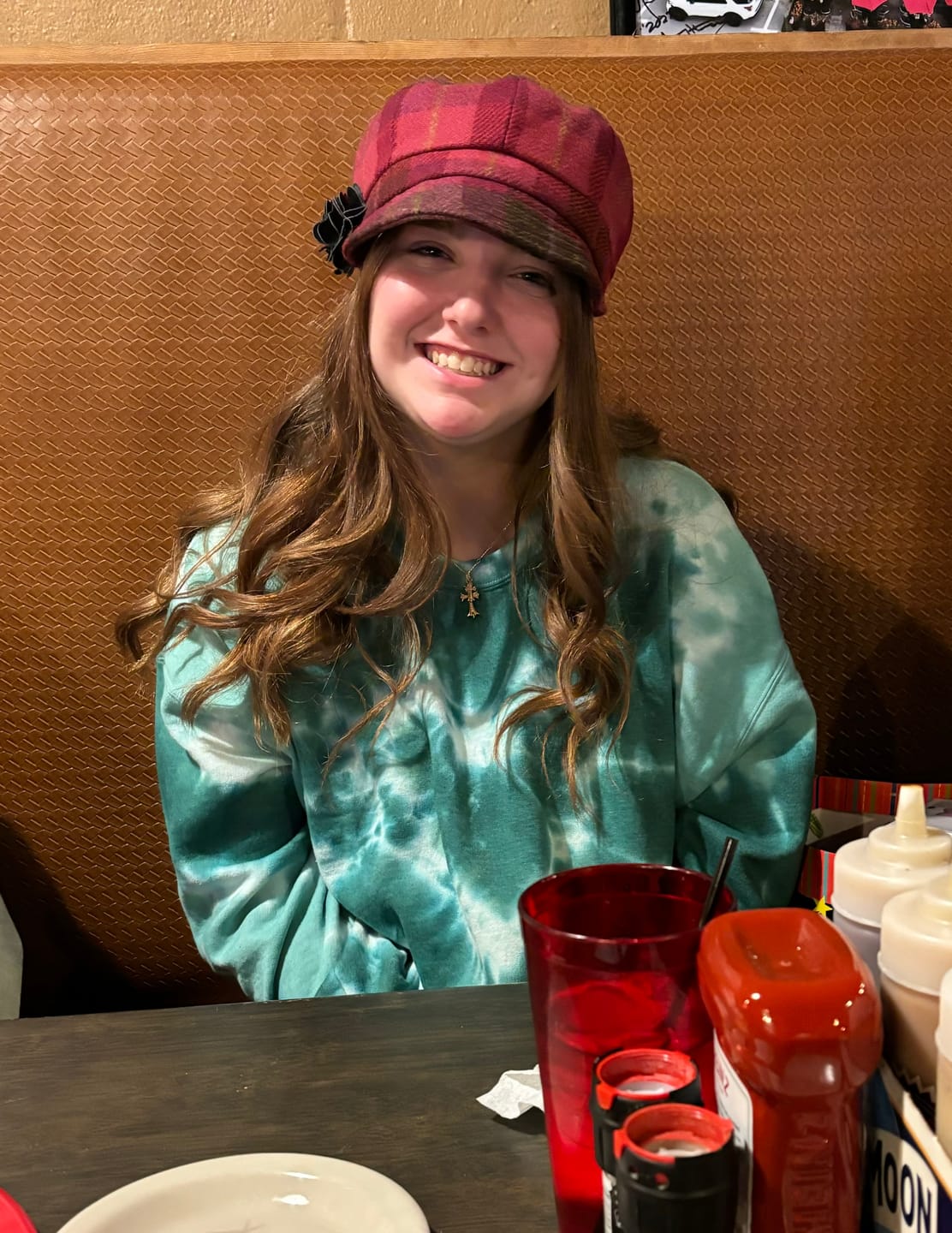 Customer photo review of Mucros Weavers Women's Tweed Newsboy Hat