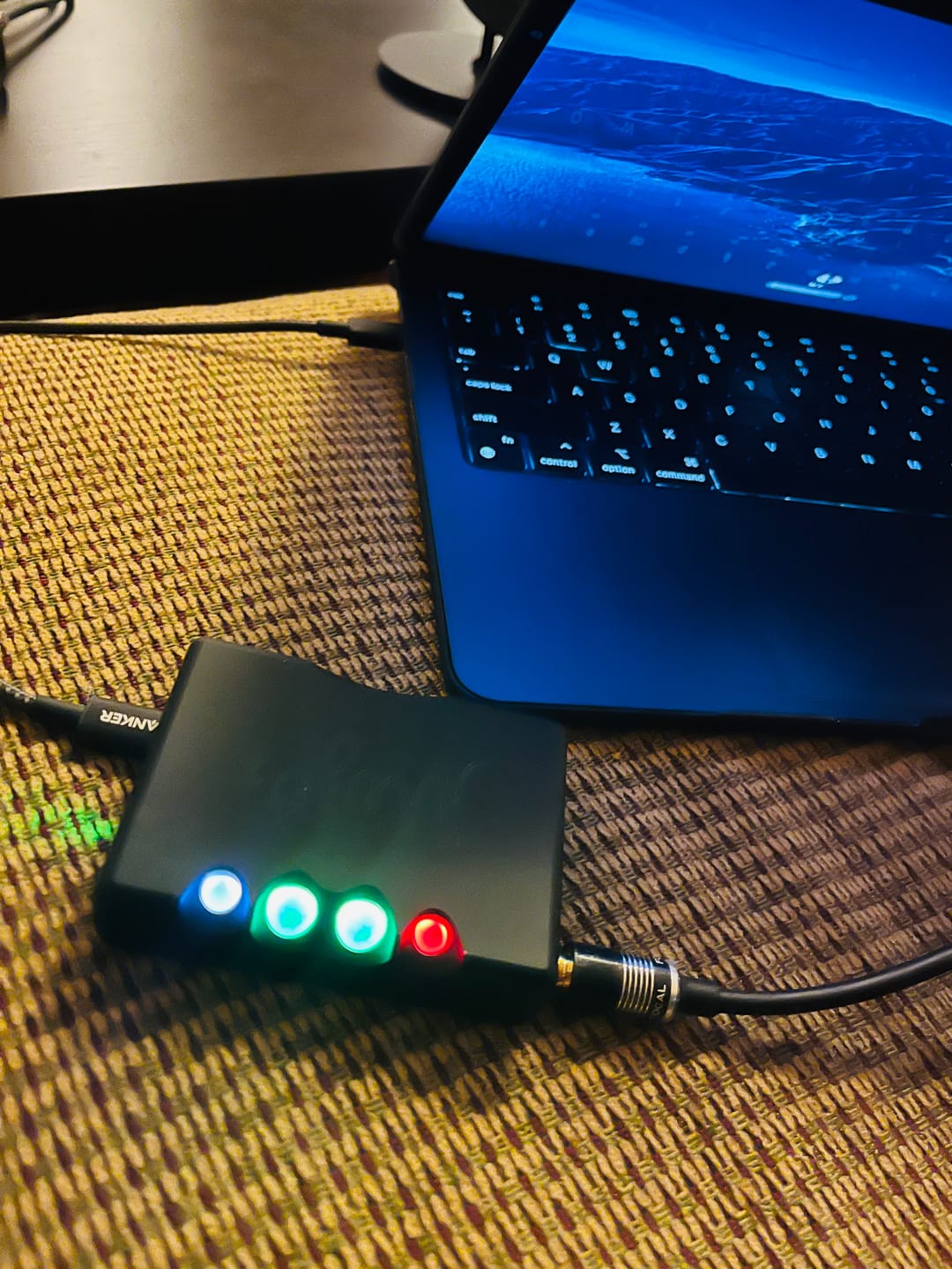 Customer photo review of Chord Electronics Mojo 2 Portable DAC and Headphone Amplifier