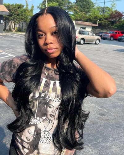 Customer photo review of Karlami Skinlike Swiss HD Lace 13x4 Full Frontal Body Wave Wig Match All Skin Tones