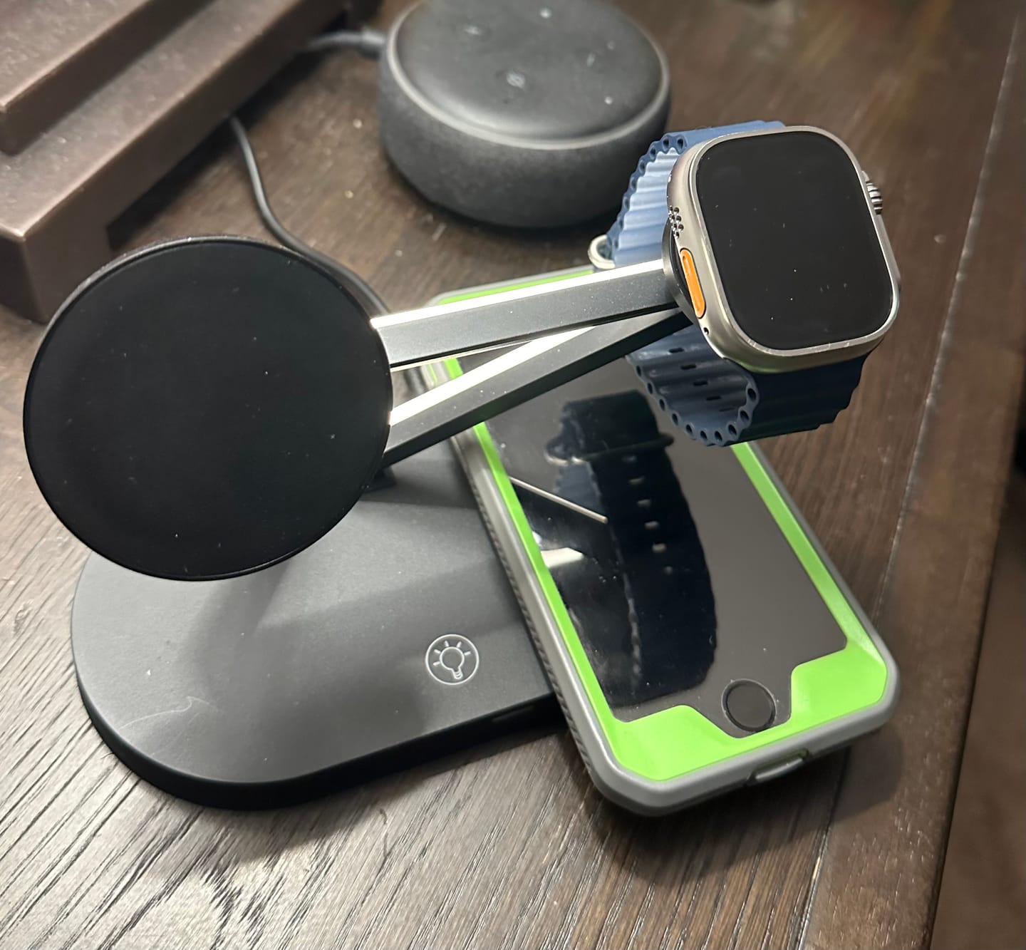 Customer photo review of PRISM CHARGING STATION BY MDRNDOCK