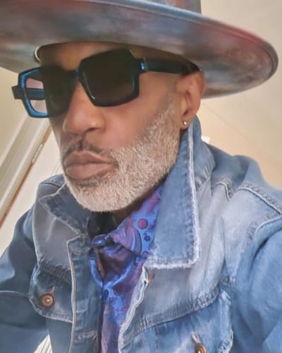 Customer photo review of Barry.wang Blue Purple Paisley Silk Men's Shirt