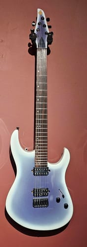 Customer photo review of Donner DMT-100 39 Inch Solid Body Metal Rock Electric Guitar Beginner Kit
