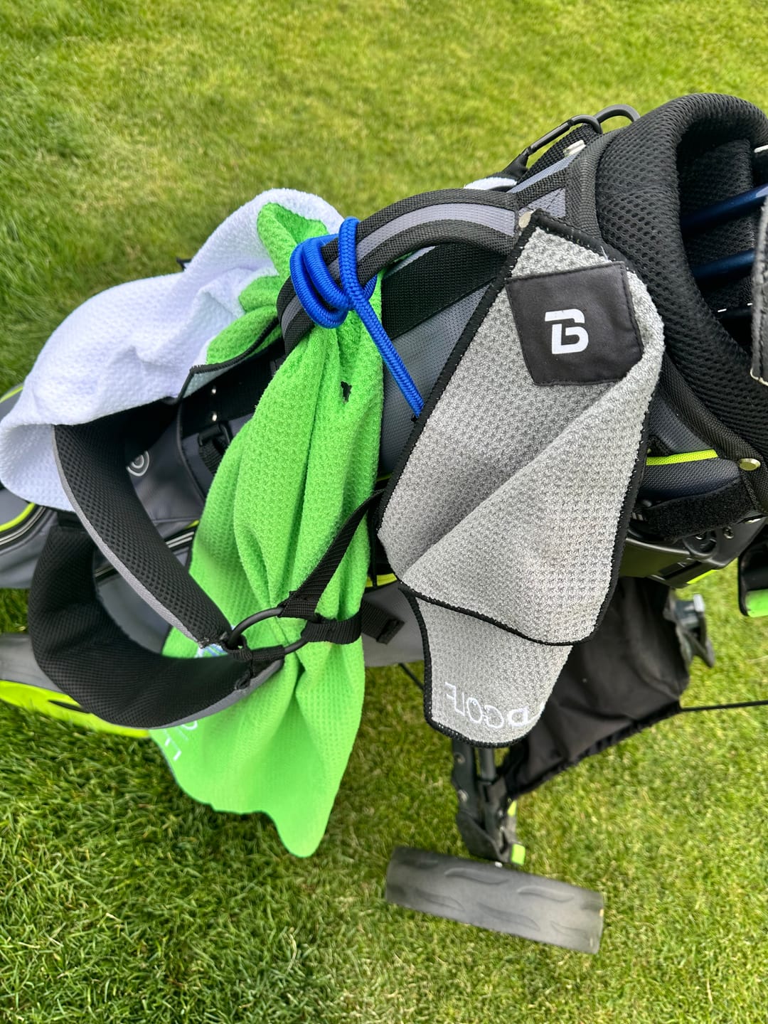 Customer photo review of The Classic - Two-Tone Magnetic Golf Towel Set
