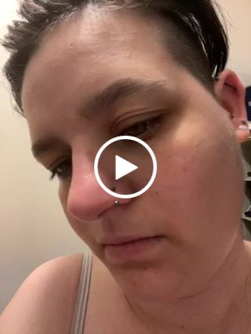 Customer video review of Double Gem Internally Threaded Horseshoe 18g