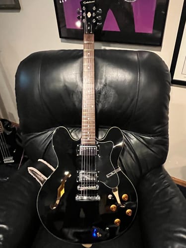 Customer photo review of CFG CF-80 2.4GHz High-Fidelity Guitar/Bass Wireless System