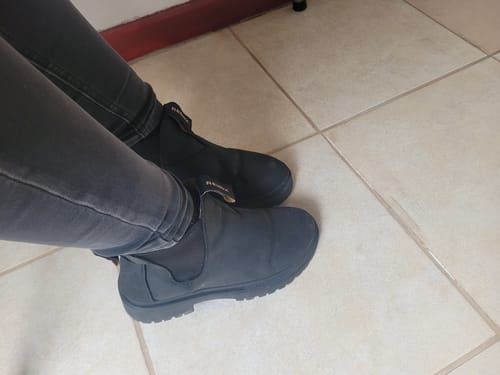 Customer photo review of Botín Original 2.0 Negro Rústico Mujer