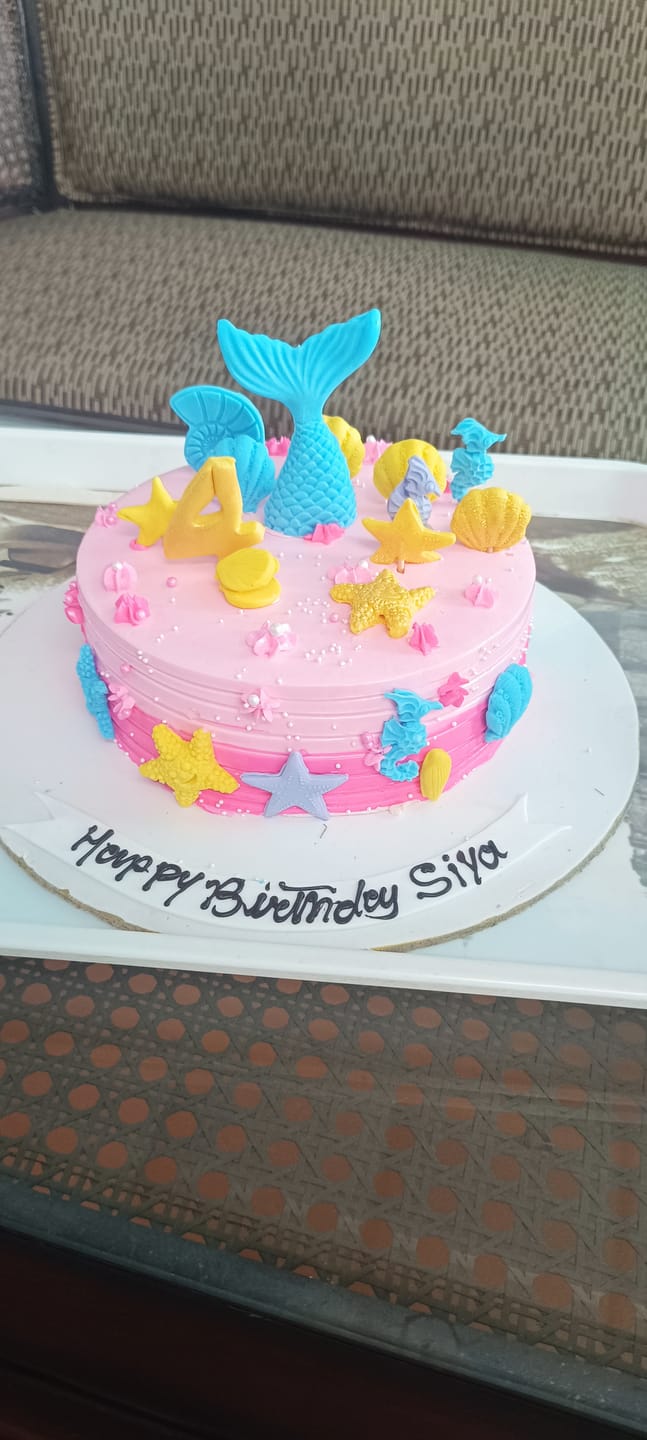 Customer photo review of Mermaid Life Cake