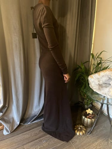 Customer photo review of CASHMERE MAXI FITTED DRESS BROWN