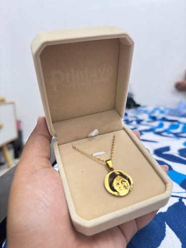 Customer photo review of Printave™ Personalized Round Necklace