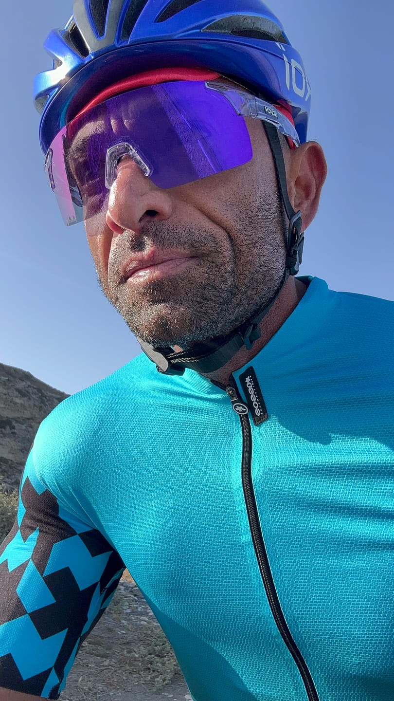 Customer photo review of REVO Scvcn X142 Rimless Photochromic Sunglasses