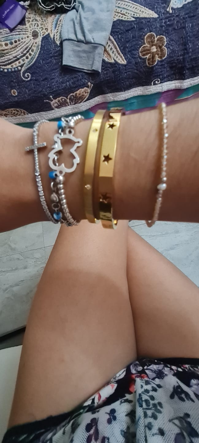 Customer photo review of Pulsera Stella