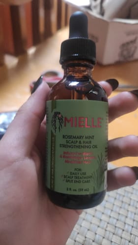 Customer photo review of Rosemary Mint Scalp & Hair Strengthening Oil 59ml