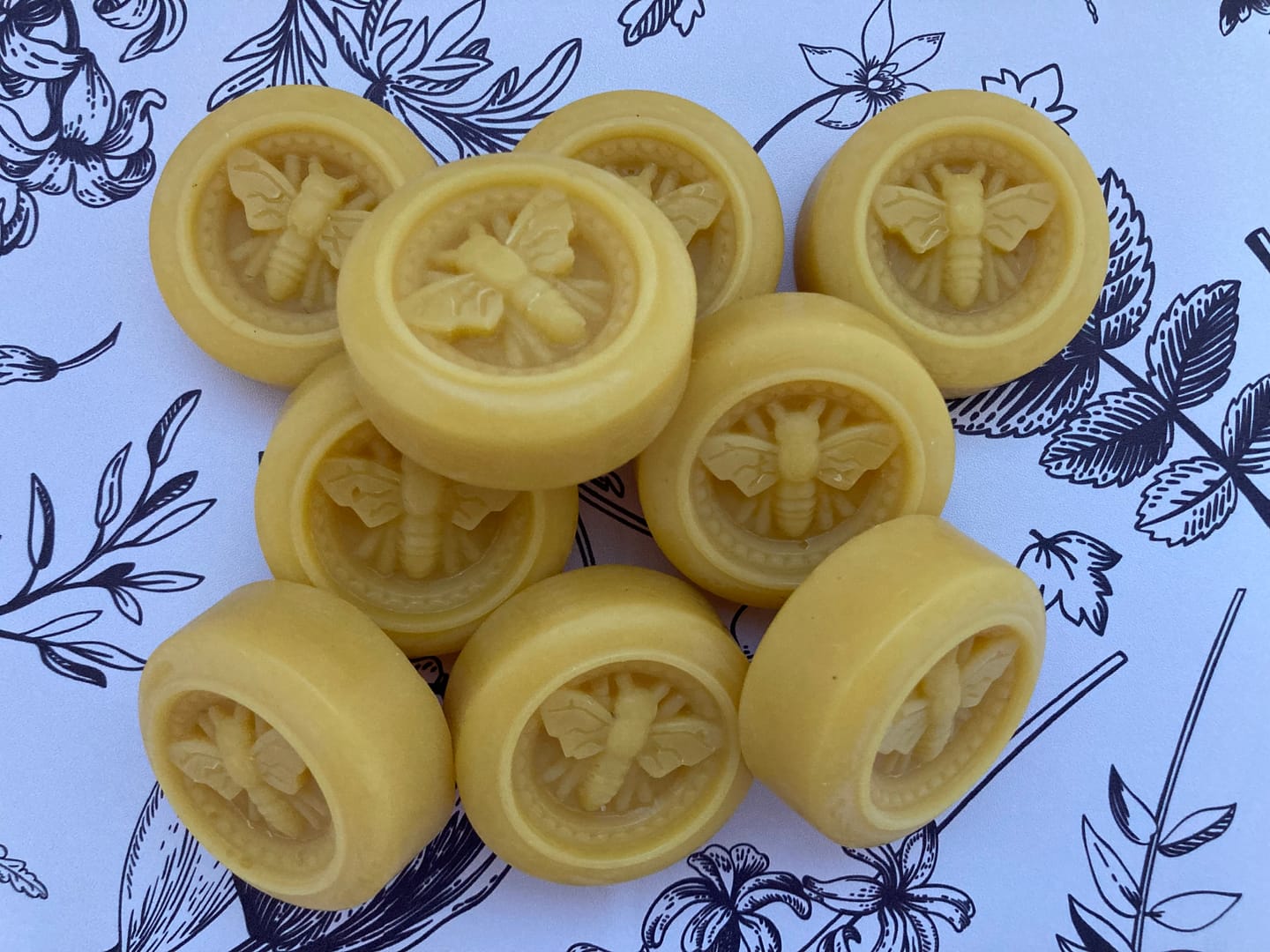 Customer photo review of Bulk Yellow Beeswax Blocks for Sale