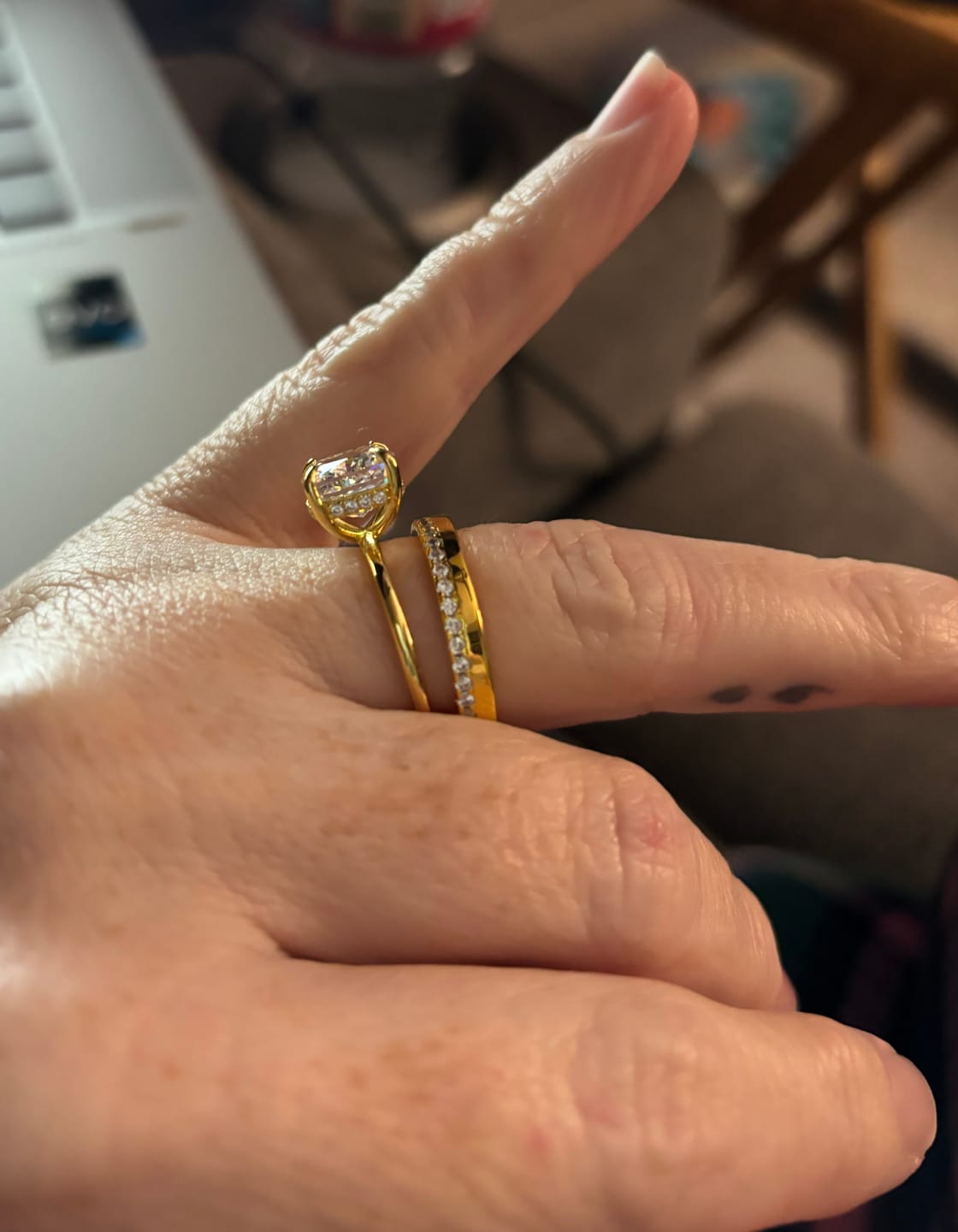 Customer photo review of S925 Louily Fashion Yellow Gold Round Cut Wedding Band In Sterling Silver