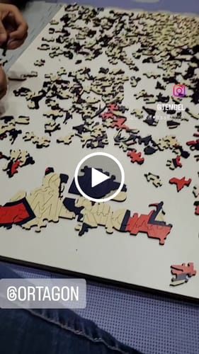 undefined review of Club América® Escudo - Rompecabezas de Madera image 1 out of 1