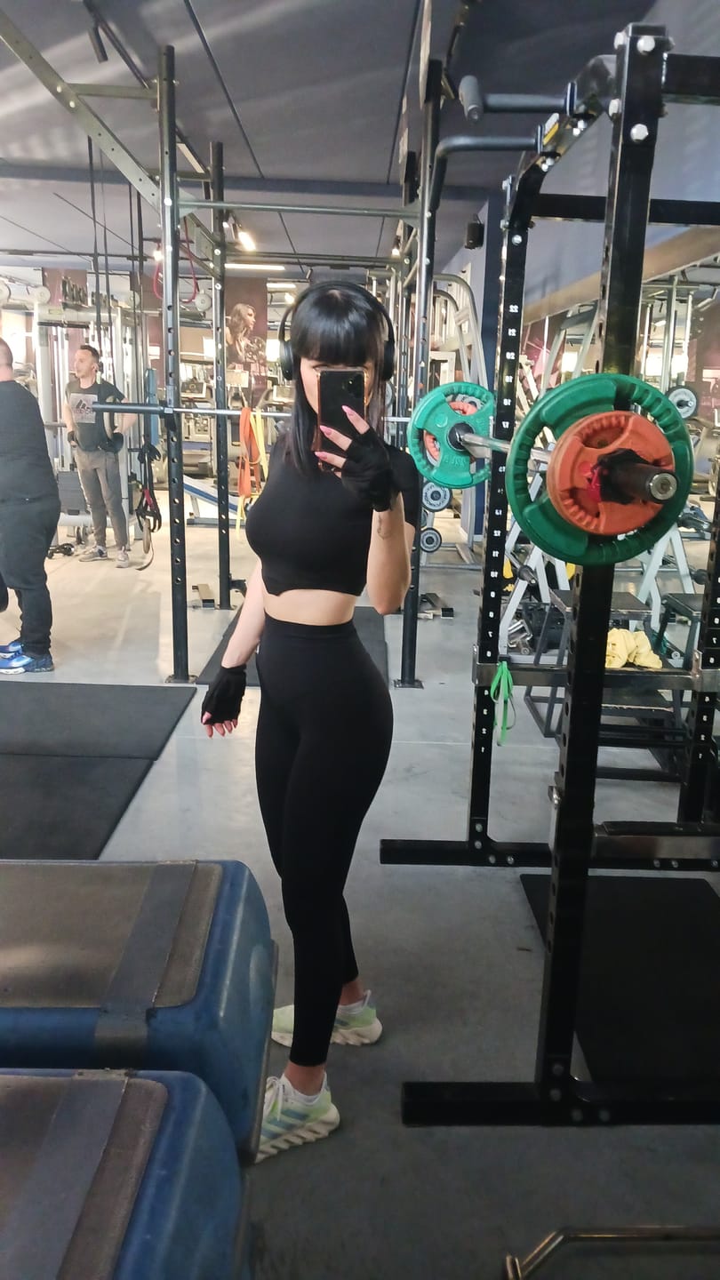 Customer photo review of Leggings Push up Gym Fashion Nero