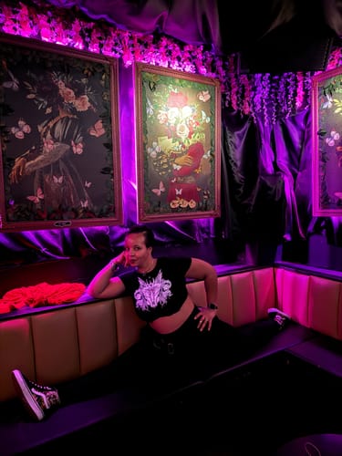 Customer photo review of Uterus Helmet, Women’s Crop Top