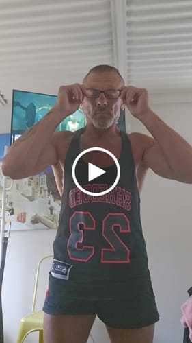 Customer video review of HOLLOW T-BACK - gym singlet tanktop Stringer - Black/Gold