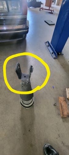 Customer photo review of 2004-2009 Jaguar XJ8 4 Wheel Air Suspension Conversion Kit with Light Fix Module (JA14FM)