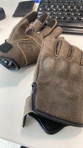 Customer photo review of Thumpa's | Short Cuff Summer Motorbike Gloves | Perforated Retro Brown Distressed Leather