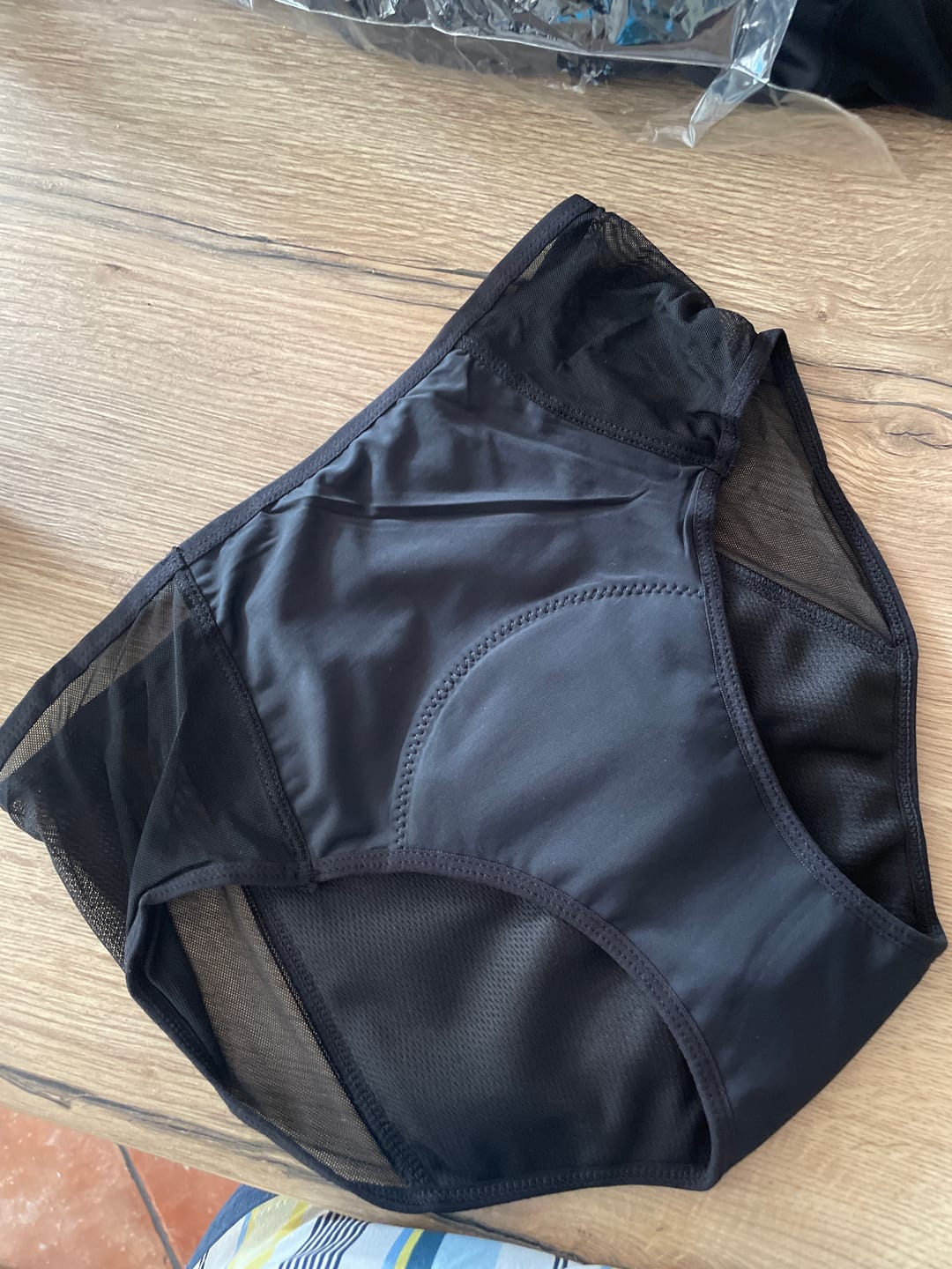 Customer photo review of Culotte Menstruelle gainante Clara (taille haute)