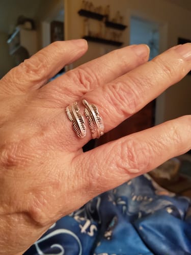 Customer photo review of Feather From An Angel Ring