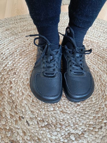 Customer photo review of Vaistoa Katu -paljasjalkasneakerit