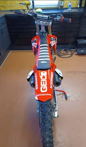 Customer photo review of Custom Seat Cover: 13-'16 CRF450R