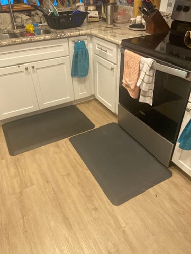 Customer photo review of Supreme Dual Gripper System Premium Performance Anti-Fatigue Mat