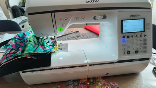 Sophie C. review of BROTHER Innovis NV1300 image 1 out of 1