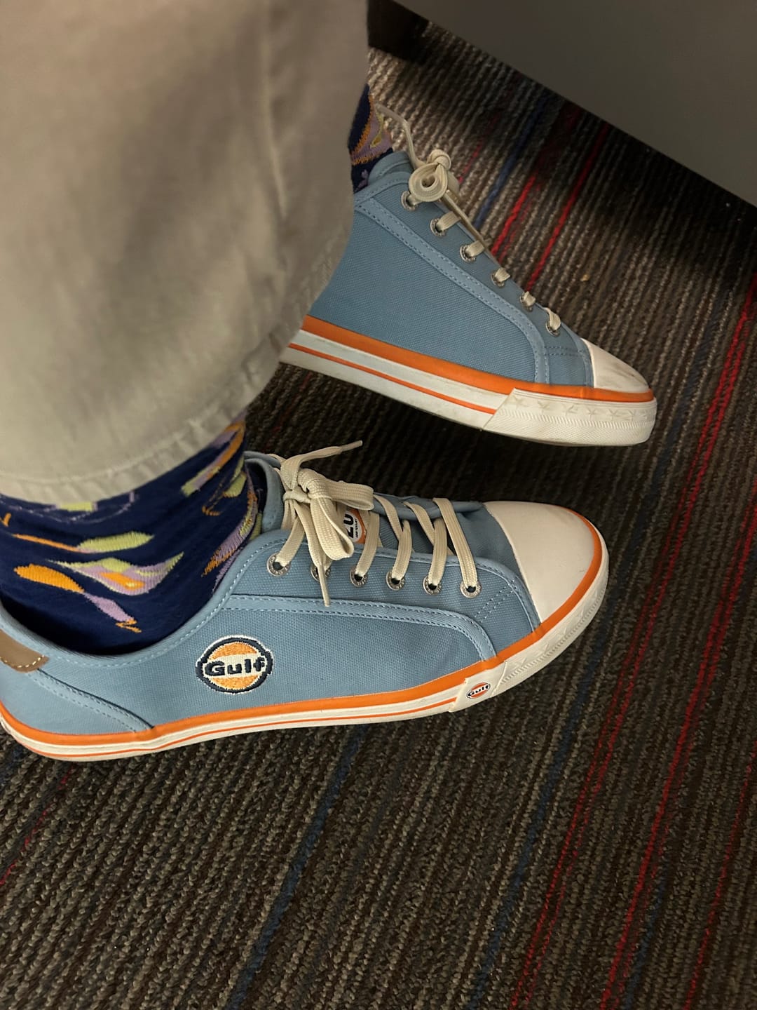 Customer photo review of Men's Gulf Low-Top Canvas Sneakers in Gulf Blue