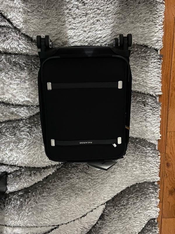 Customer photo review of Rodeo Drive 2.0 Softside Carry-On Expandable Spinner
