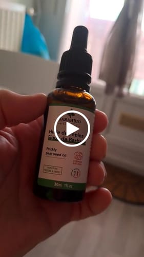 Customer video review of Huile de Pépin de Figue de Barbarie 3 Flacon 30ml + 1 Flacon Offerte