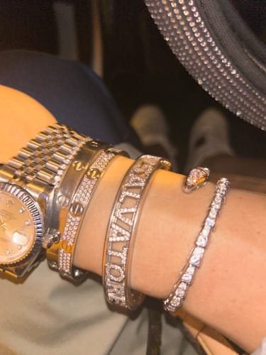 Customer photo review of Bracciale Nome Manetta