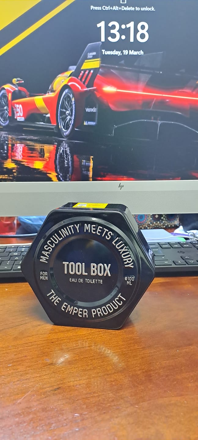 Customer photo review of Tool Box Black Emper Perfumes 100ml