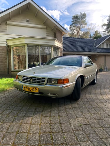 Customer photo review of 1997-2002 Cadillac Eldorado 4.6L Front Air Suspension Conversion Kit (CADF5)