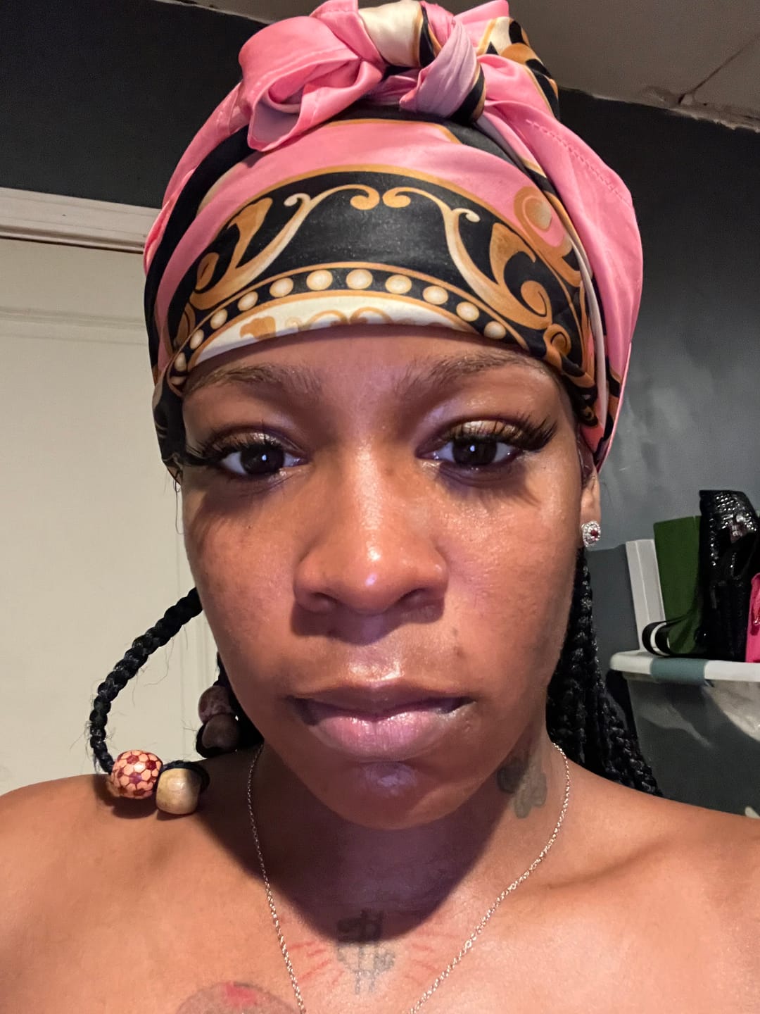 Customer photo review of Belle Nubian Exfoliating Papaya Soap with SPF 50