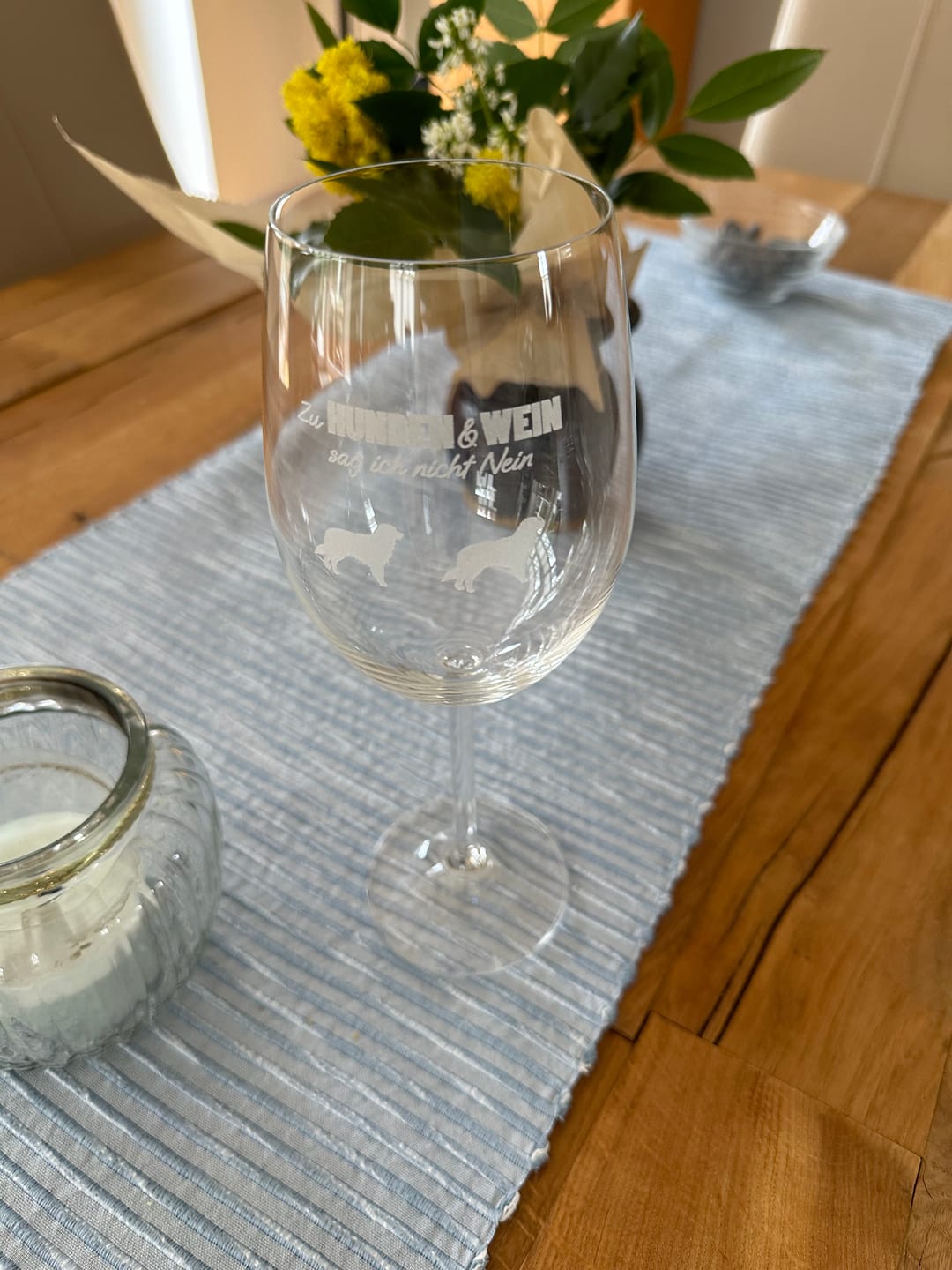Customer photo review of Zu Hund und Wein sag ich nicht nein - Individuelles Weinglas