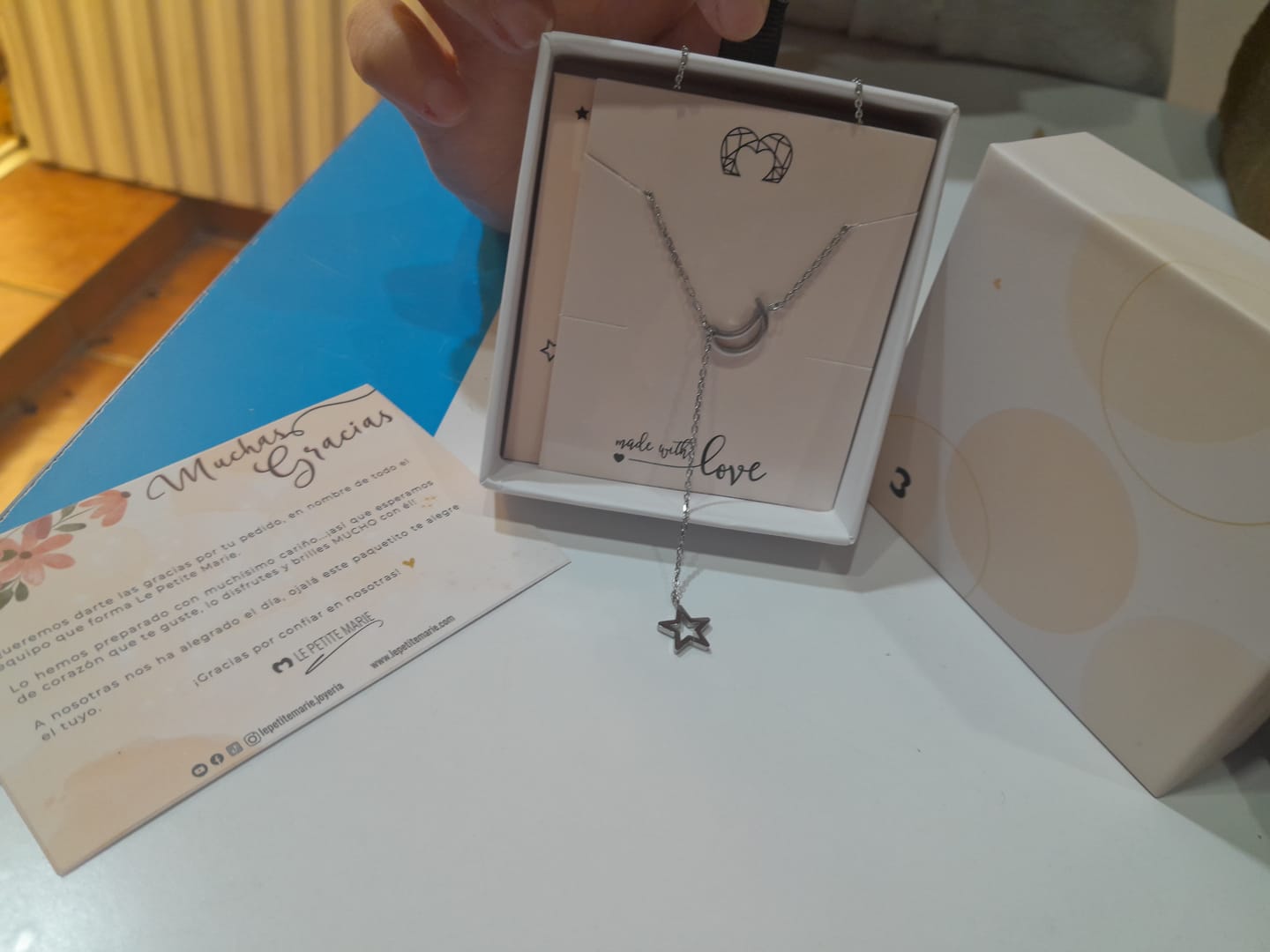 Customer photo review of Collar Cielo
